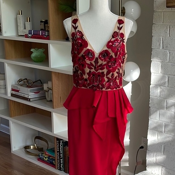 Marchesa Notte beaded gown ♥️ - Picture 4 of 9